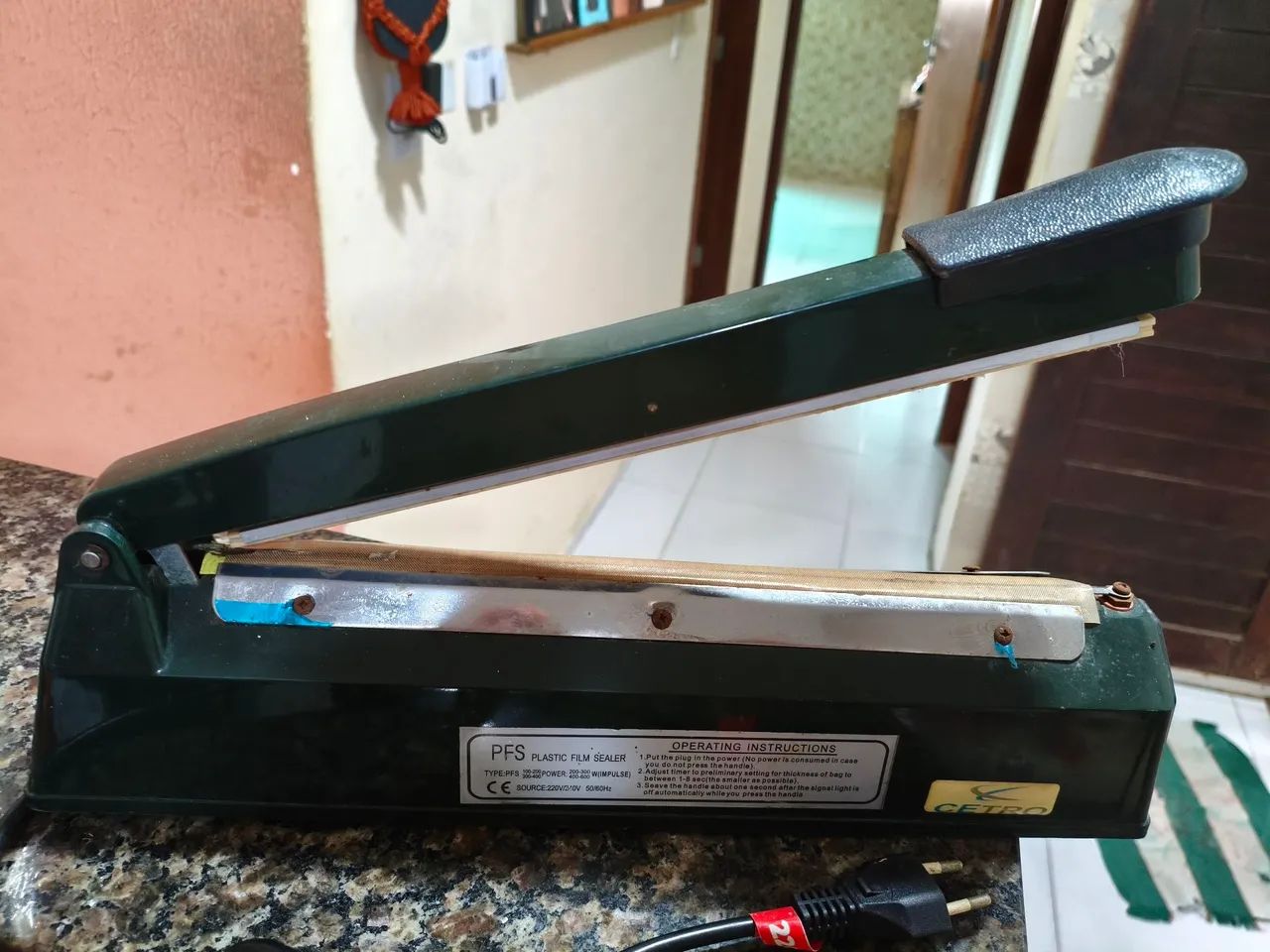 Seladora Térmica de Embalagens plásticas 