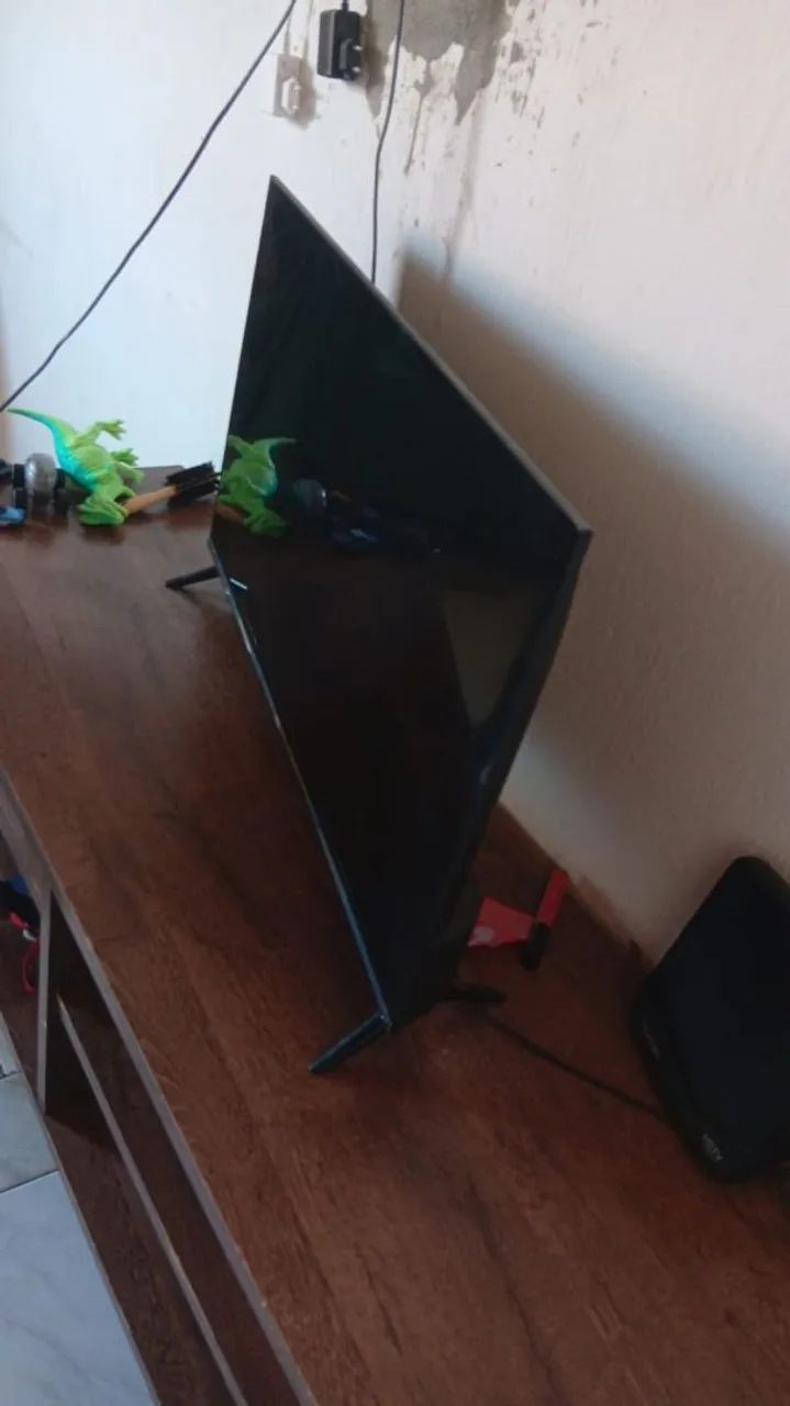 Vende-se TV smartv 32 Pl  - Foto 2