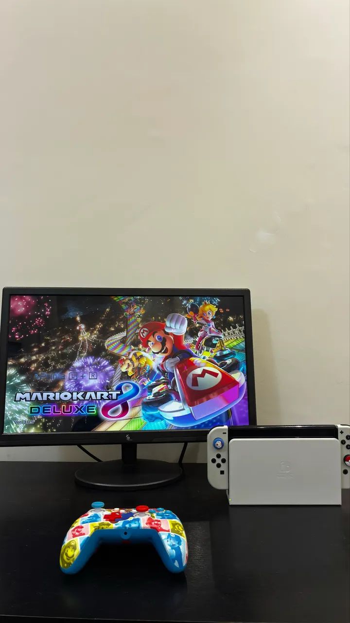 ? NINTENDO SWITCH OLED BRANCO DESBLOQUEADO - KIT COMPLETO - Foto 2