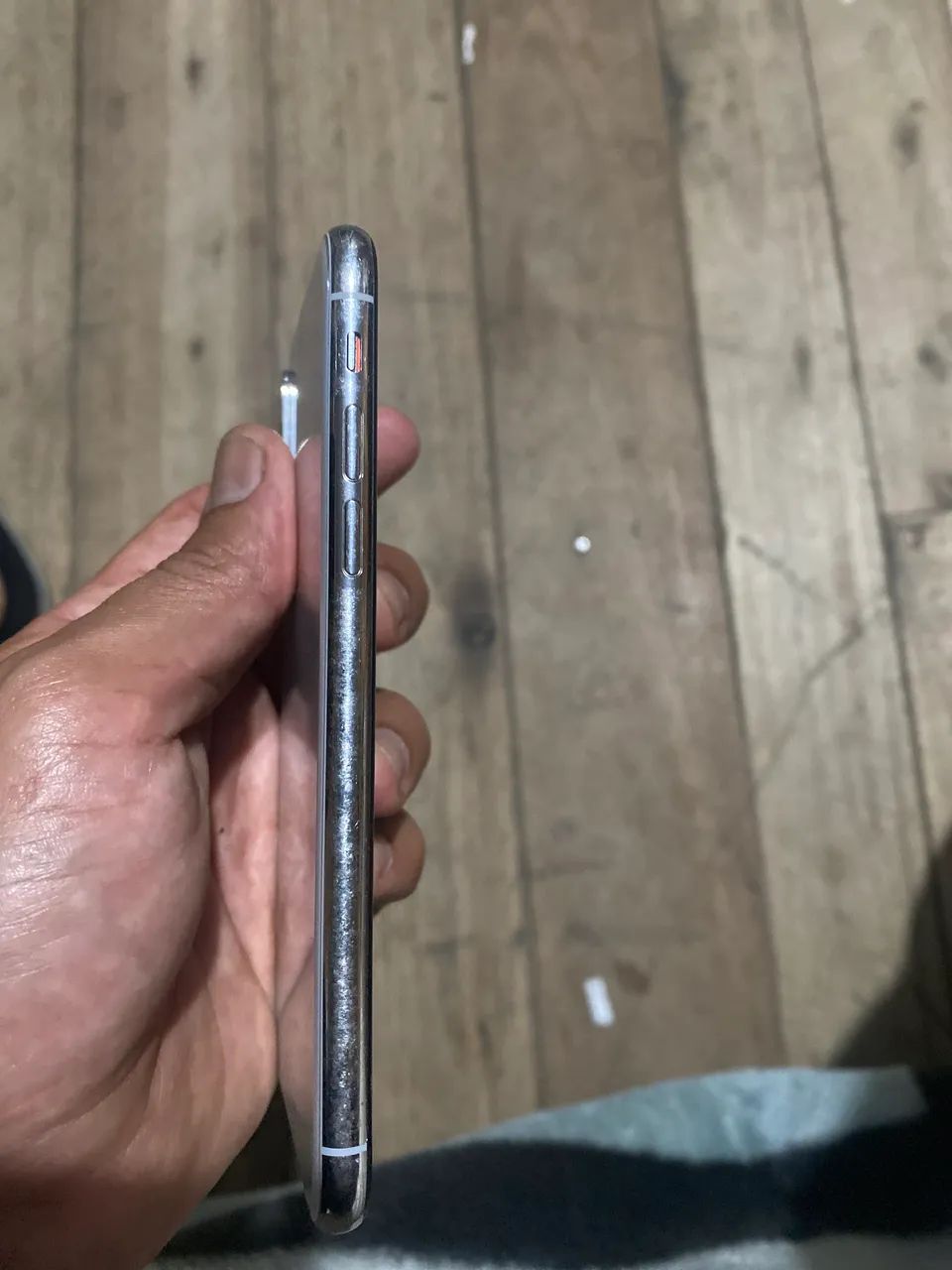 iPhone X  tem o vidro quebrado mais funciona tudo bom  - Foto 3