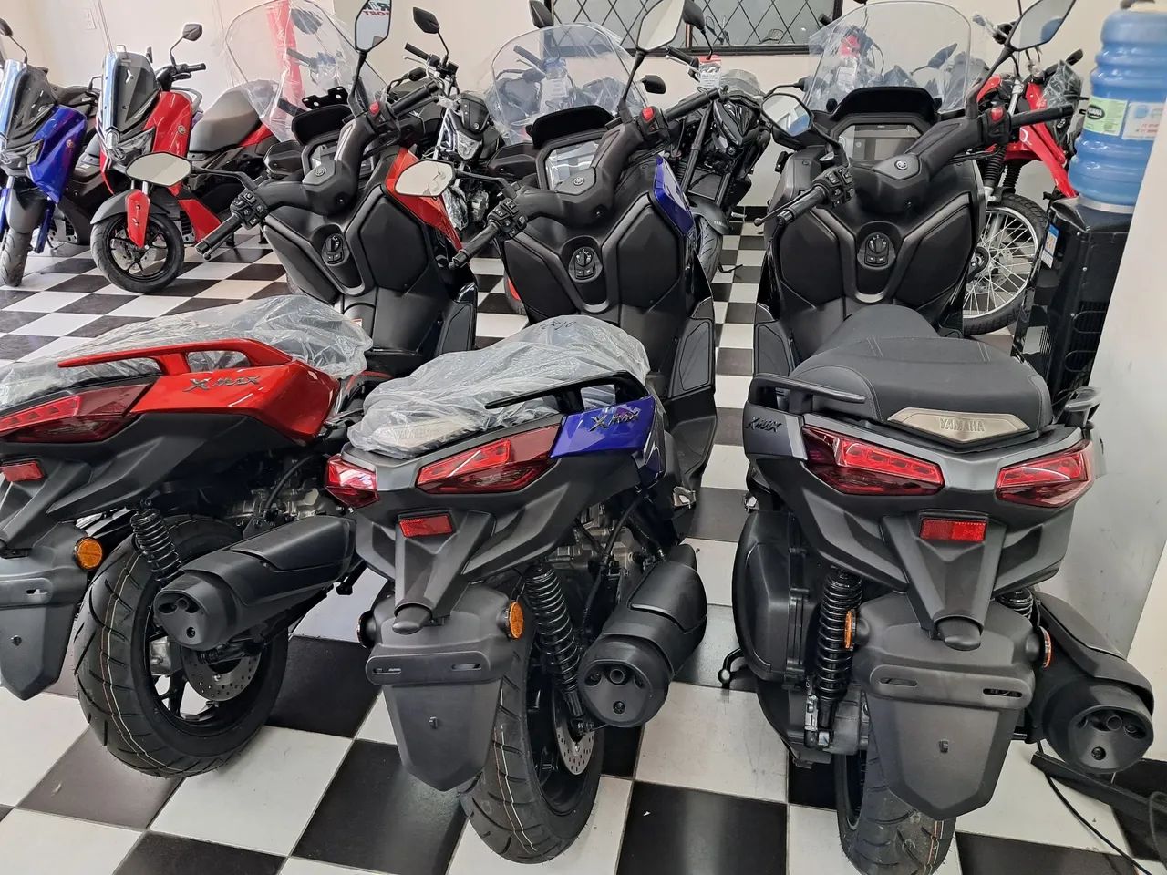 YAMAHA XMAX 300 - Foto 4
