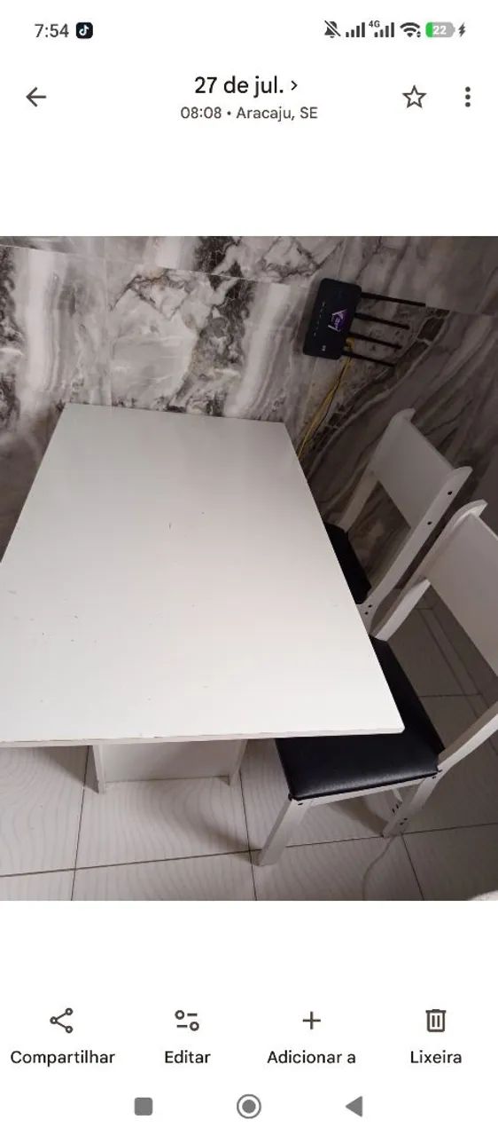 Mesa de 4 cadeiras 