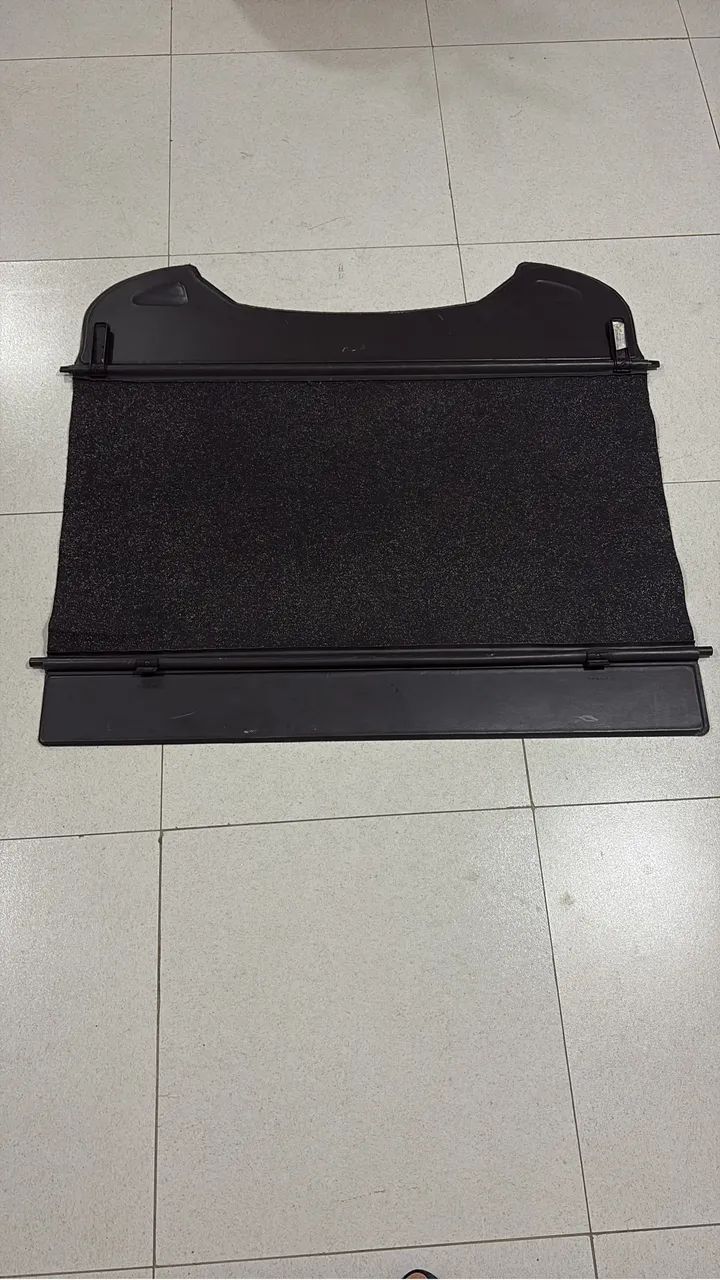 Tampão porta malas Renault Duster 2014 a 2016
