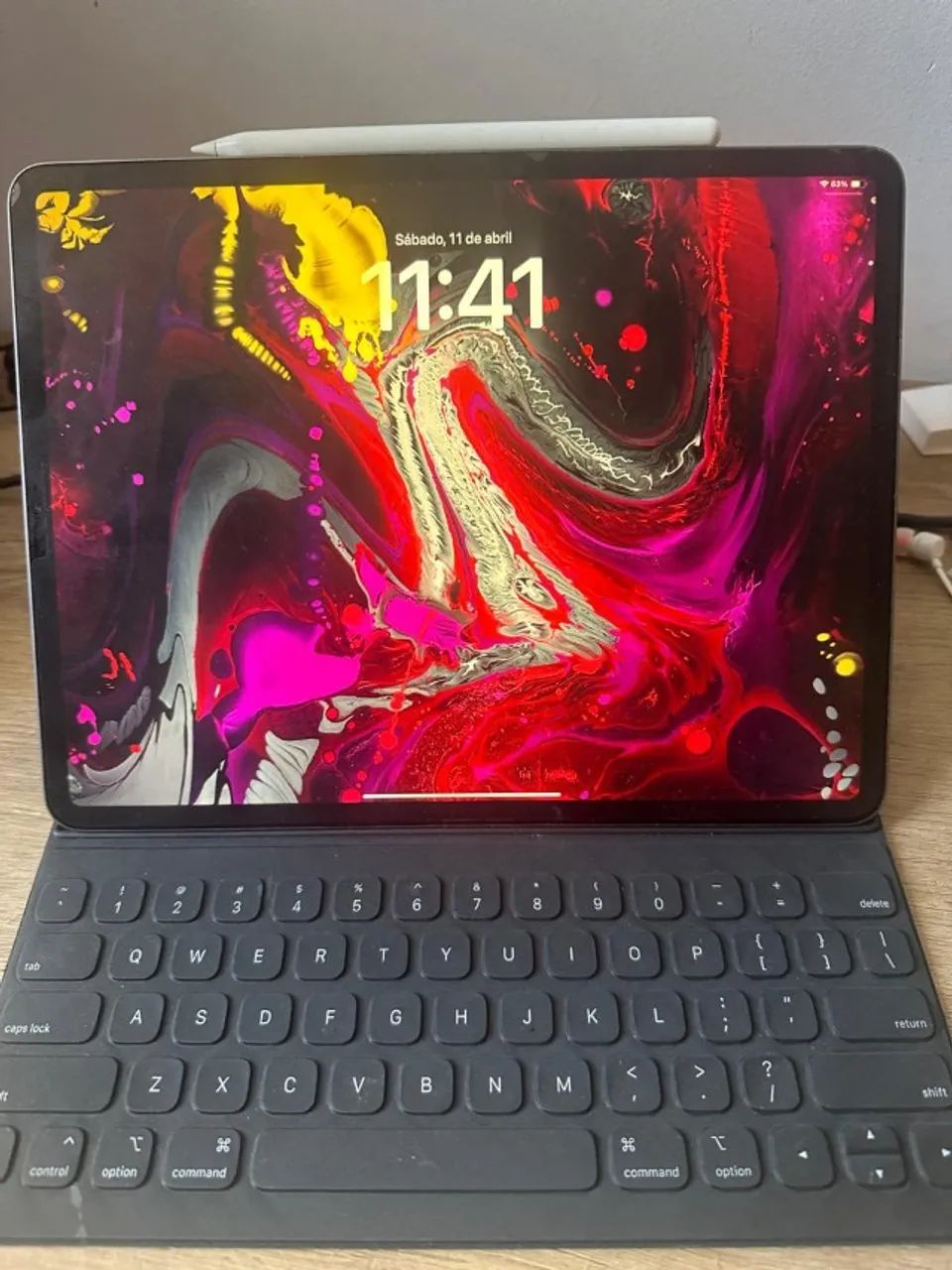 Ipad Pro 12.9 pol (3ª geração) 256gb + Apple Pencil + Keyboard