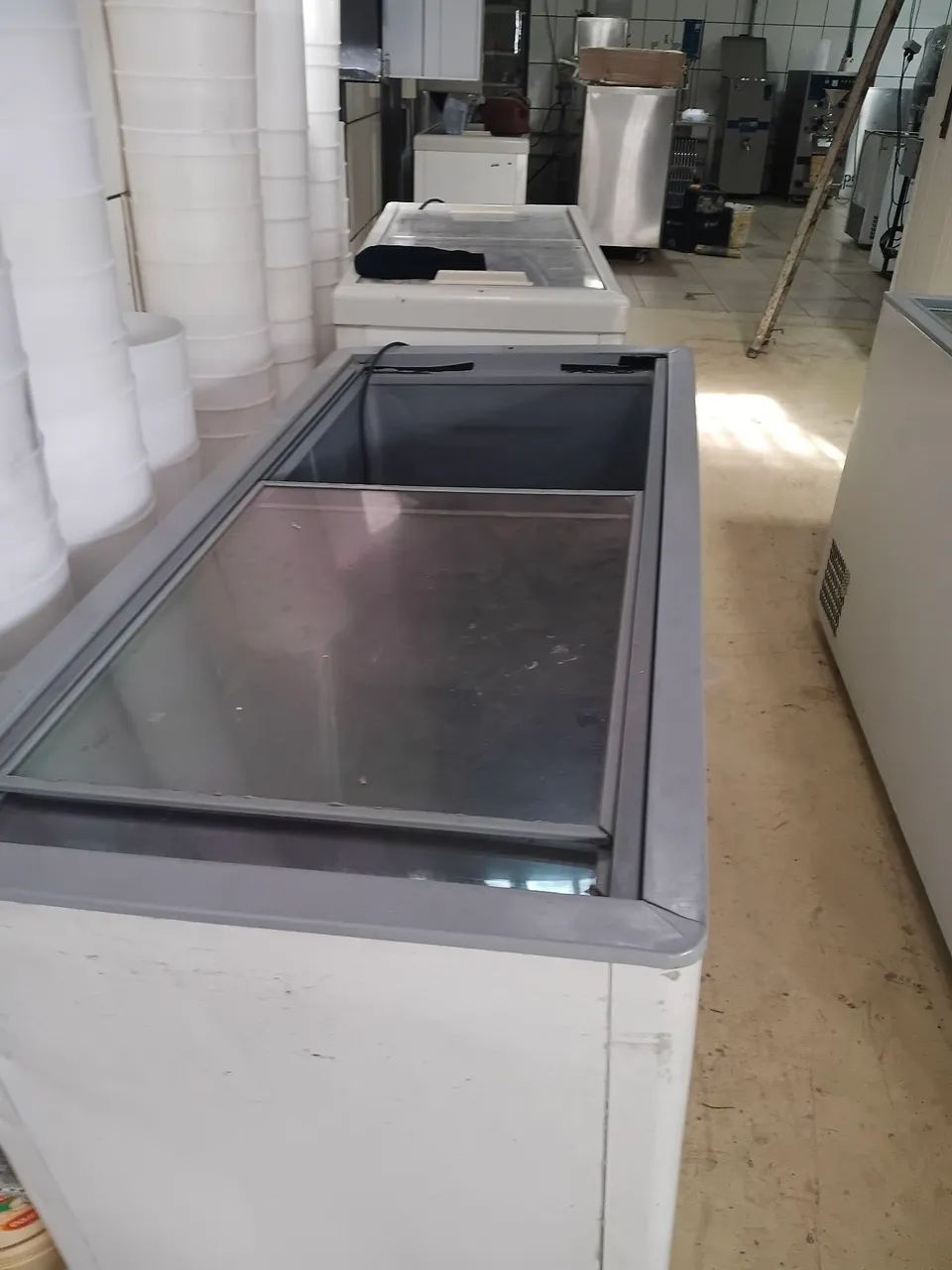 VENDO LOTE FREEZERS.  - Foto 2