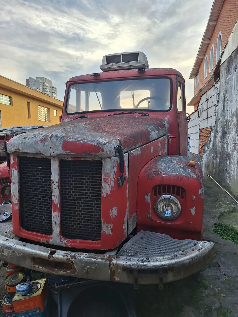 Scania 111S - Jacaré