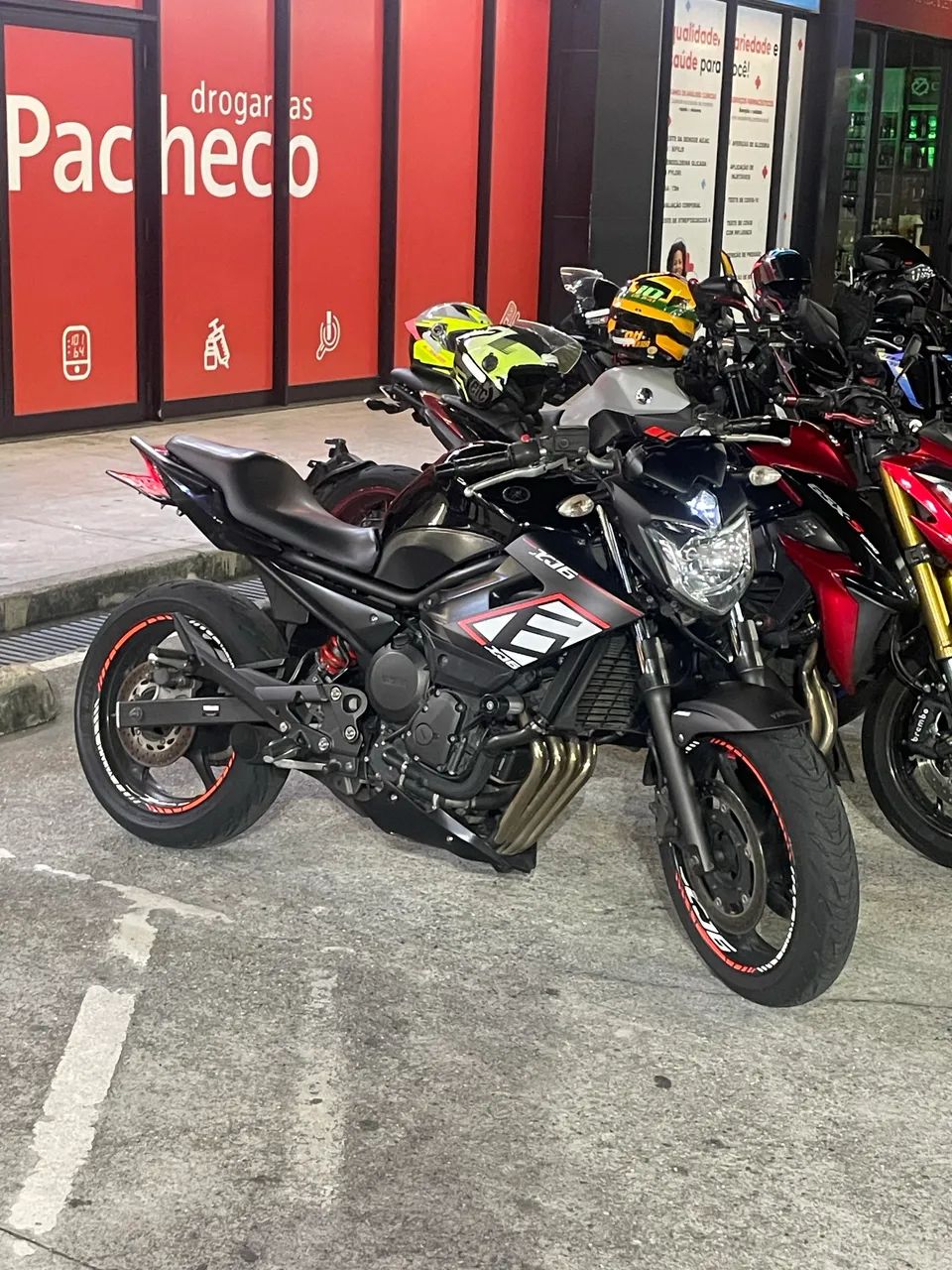 XJ6 2013  - Foto 2