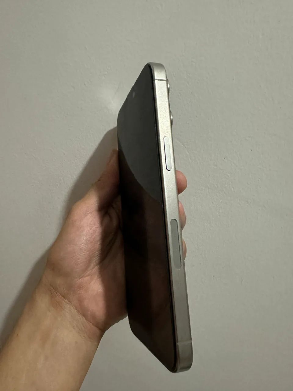 iPhone 15 Pro Max - Foto 2