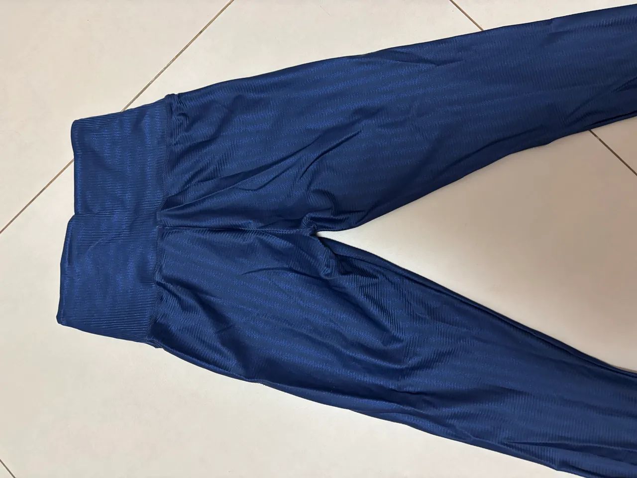 Calça legging azul marinho  - Foto 4