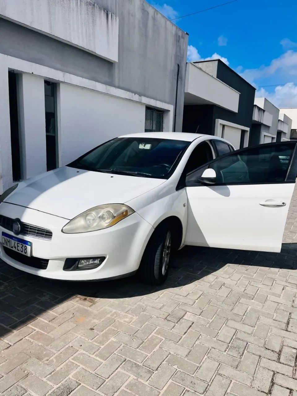 Fiat Bravo Essence 1.8 Flex 16V 5P 2012 - Foto 3