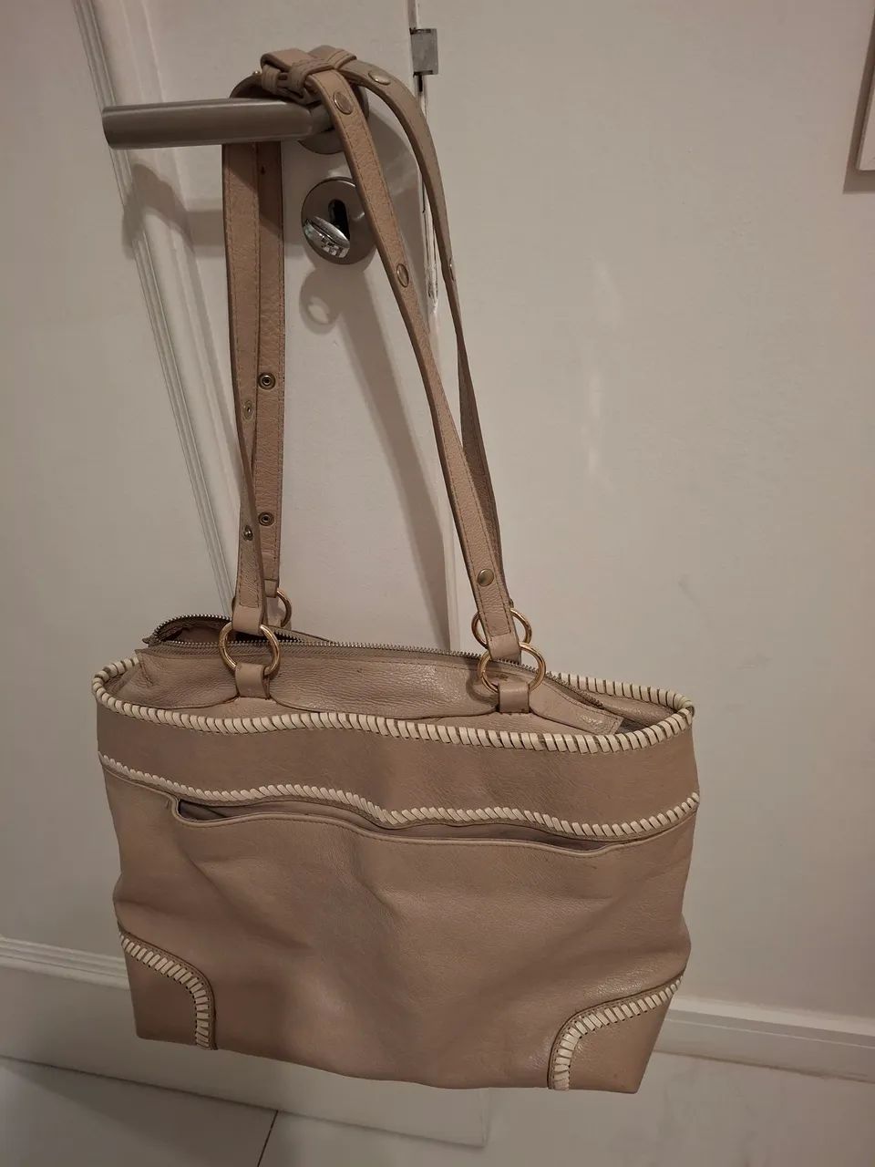 Linda bolsa arezzo grande 100% couro - Foto 2
