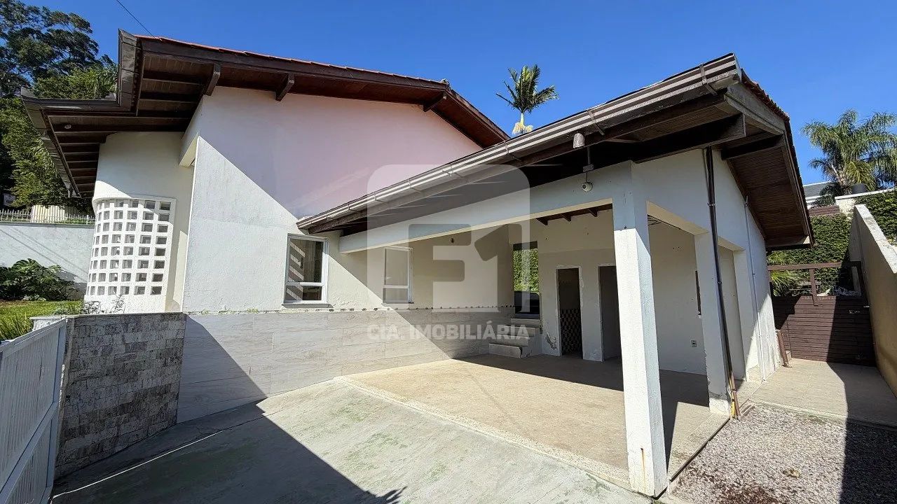 Casa de 3 dormitórios à venda no Centro - Foto 2