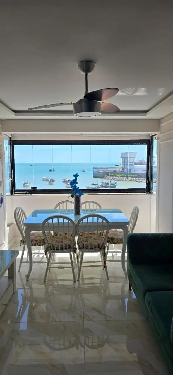 Lindo flat à beira mar