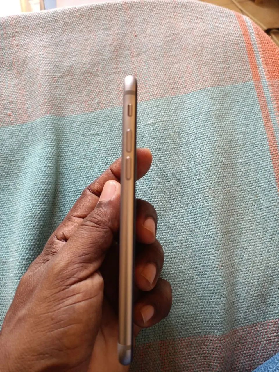 iPhone s6 veja os detalhes é o que contonsta.  - Foto 3