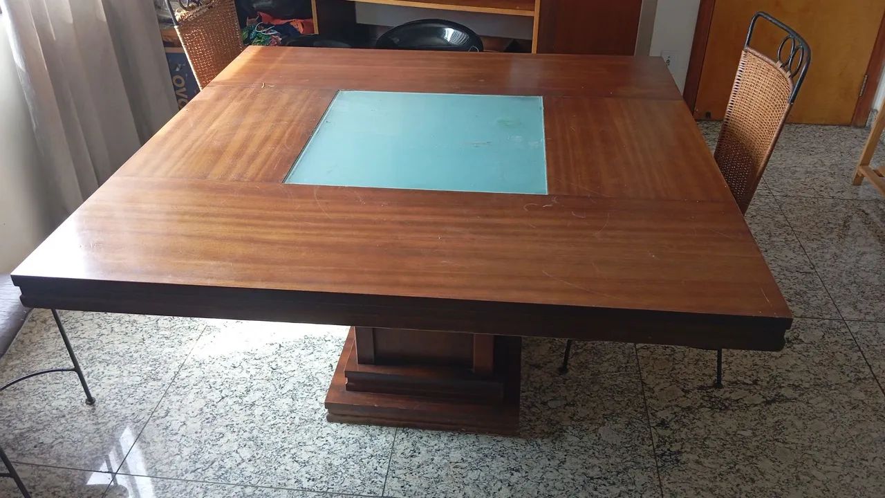 Mesa de sala em madeira maciça  - Foto 3