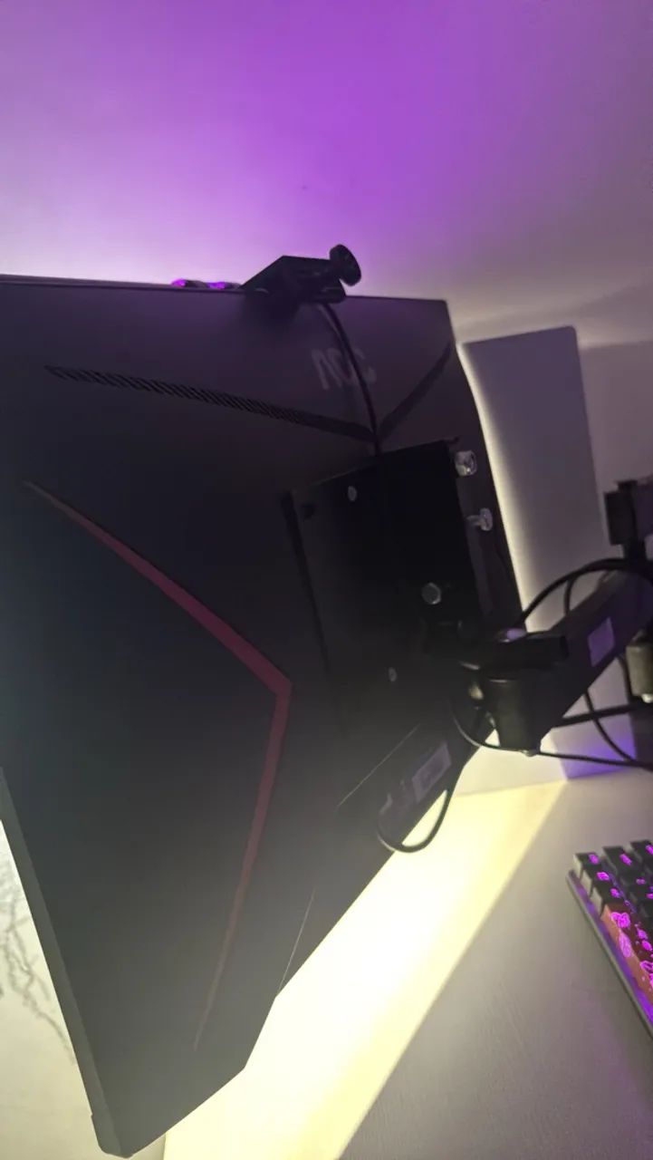 Monitor Aoc hero 144hz  - Foto 2