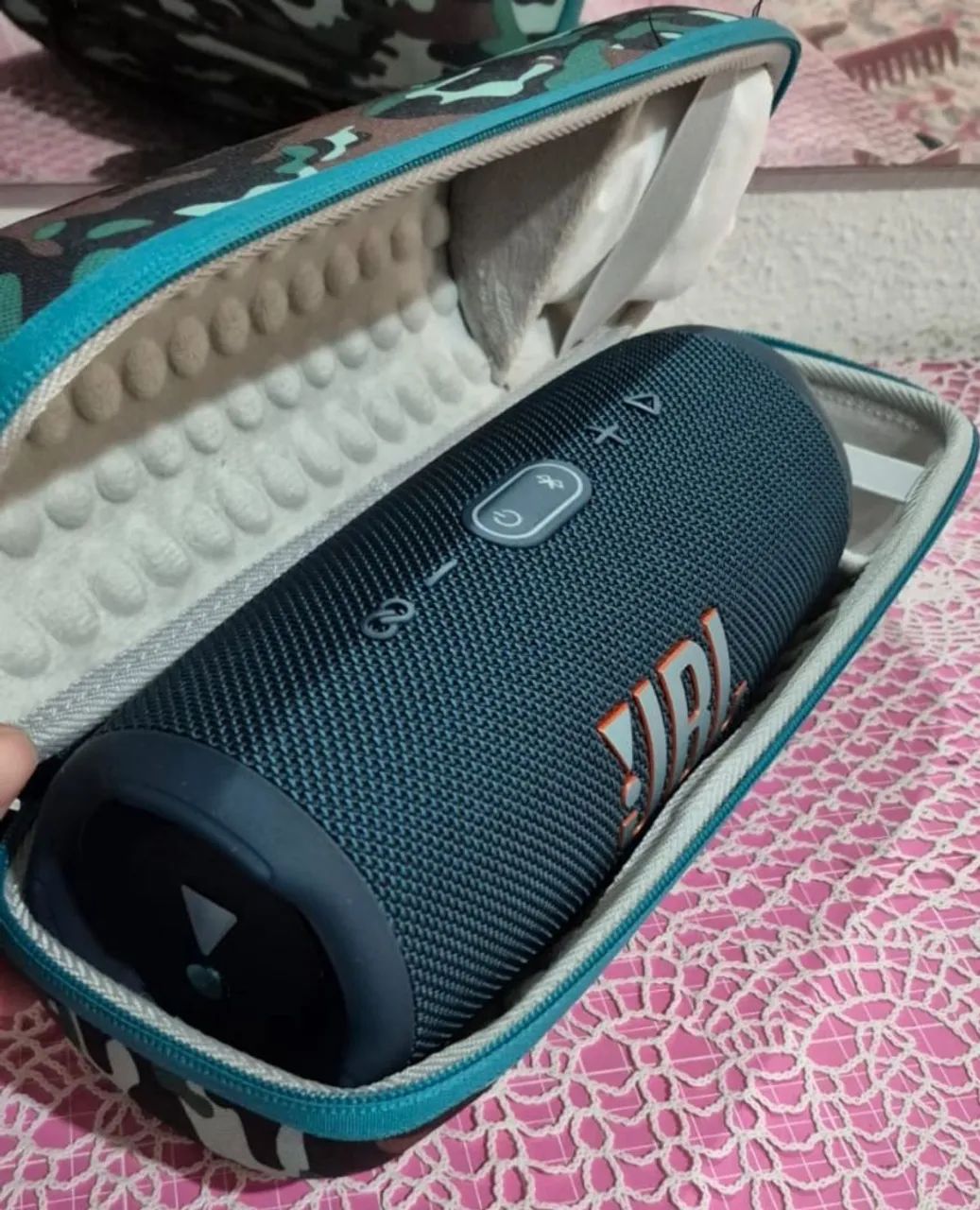Caixa de som JBL Charger 5 Bluetooth Original com Case Camuflada - Foto 2
