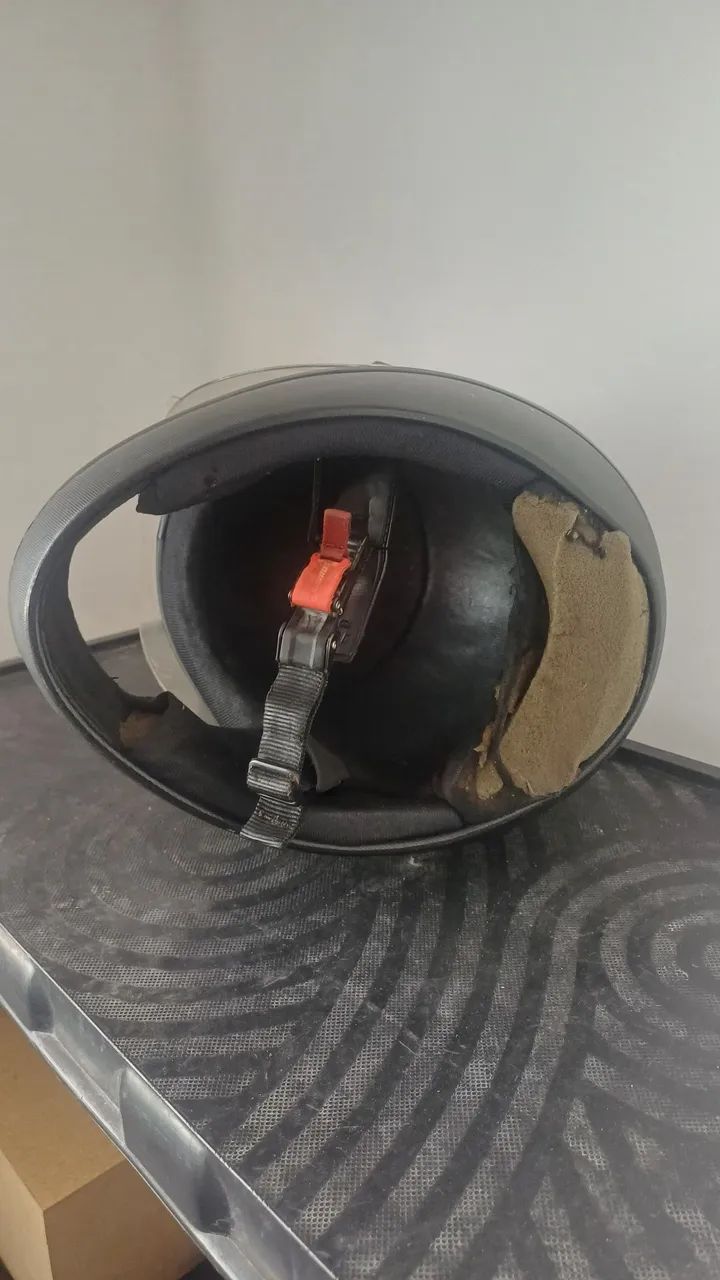 Capacete usado  - Foto 2