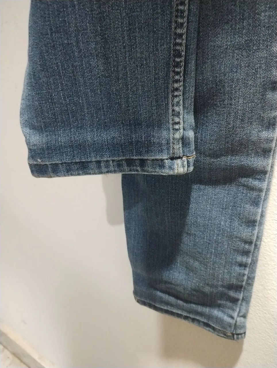 Levis calça feminina 40 - Foto 5