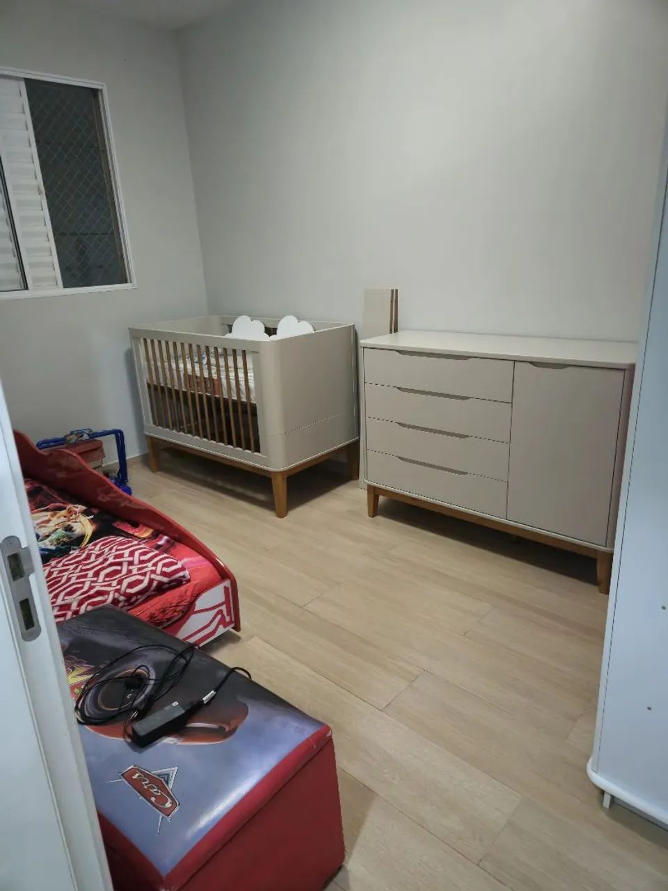 CUNJUNTO DE BERÇO + CÔMODA INFANTIL