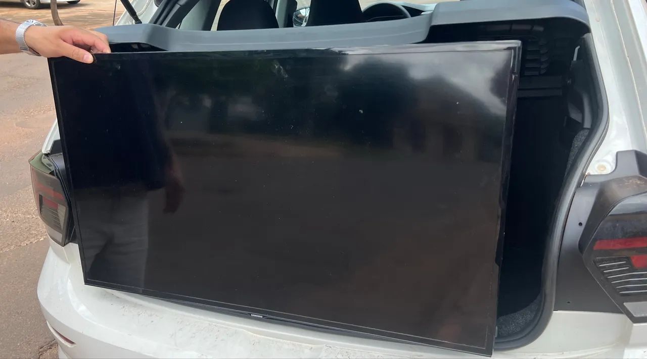 Vendo televisão smart 42polegadas - Foto 2