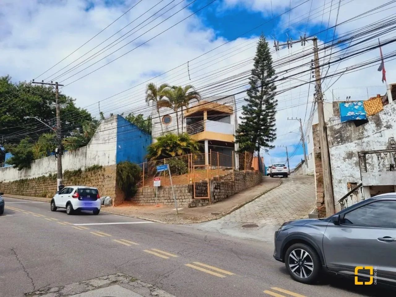 Prédio comercial dois pavimentos com salas e garagem em Capoeiras. - Foto 3