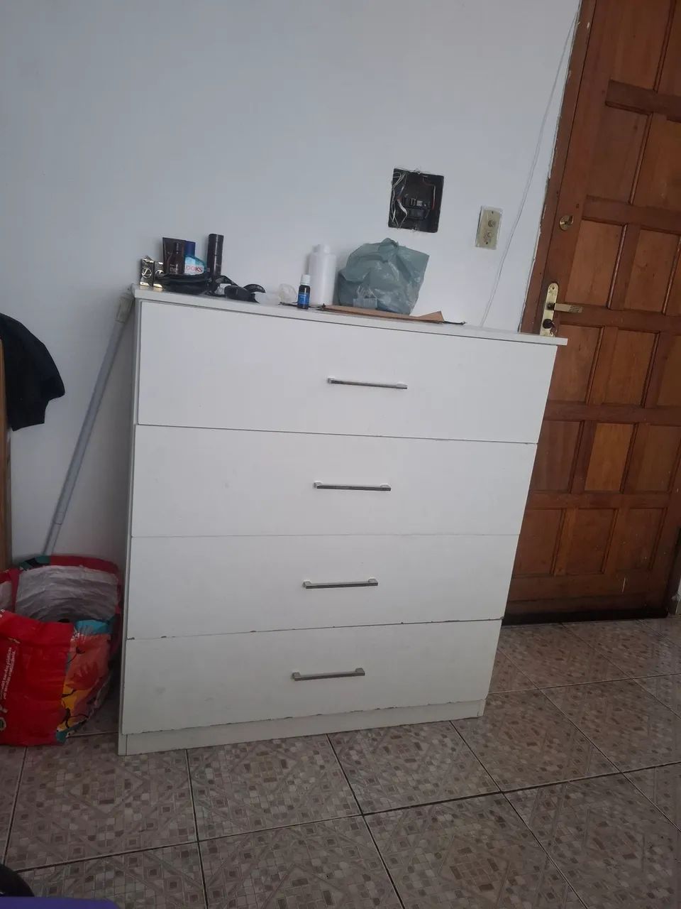 Vendo cômoda 