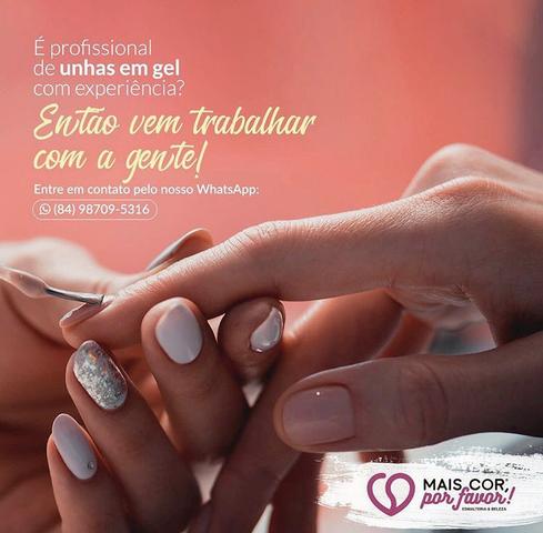 Vaga de Manicure e Design de Gel