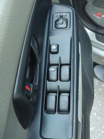 TR4 2005 Pajero 2.0 4x4 - Foto 13