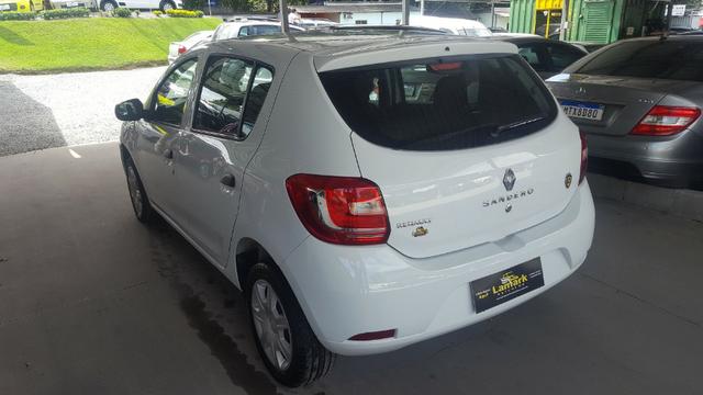 Sandero Authentique 2018 completo - Foto 6