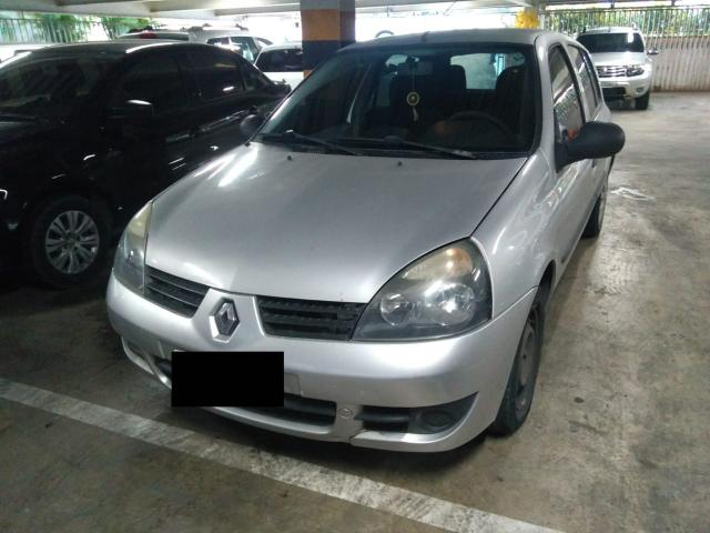 Clio 1.0 2012 / 2012 R$ 13.200,00 + Taxas