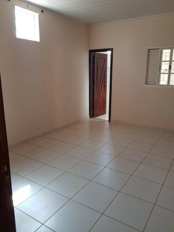Lote na rua do Jóquei! 400m², casa com 02 quartos de fundo - Foto 9