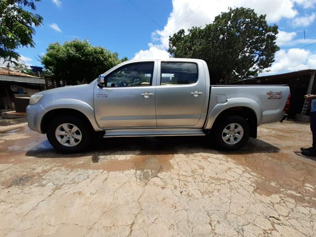 Hilux srv