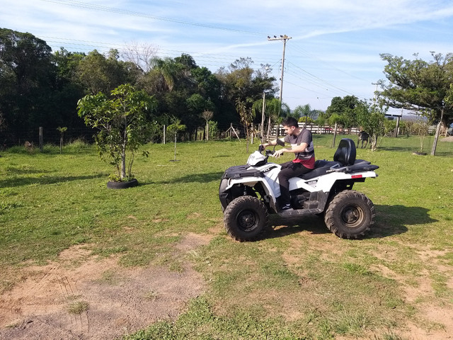 Quadriciclo polaris 570 2 lugares - Foto 4