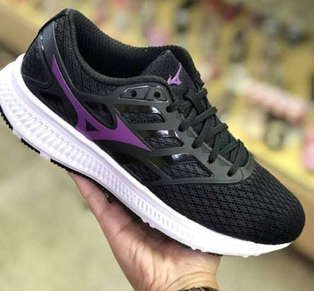 Tênis Feminino Mizuno $80