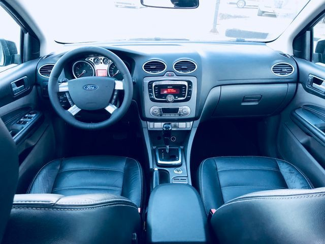 Ford focus sedan guia tooop de linha - Foto 14