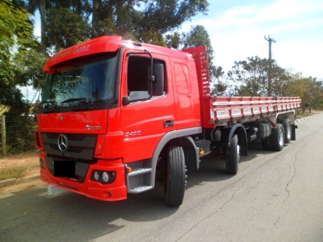 MB ATEGO 2429  8X2  CARROCERIA 2015