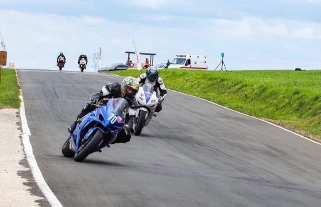 GSXR1000 SRAD PISTA