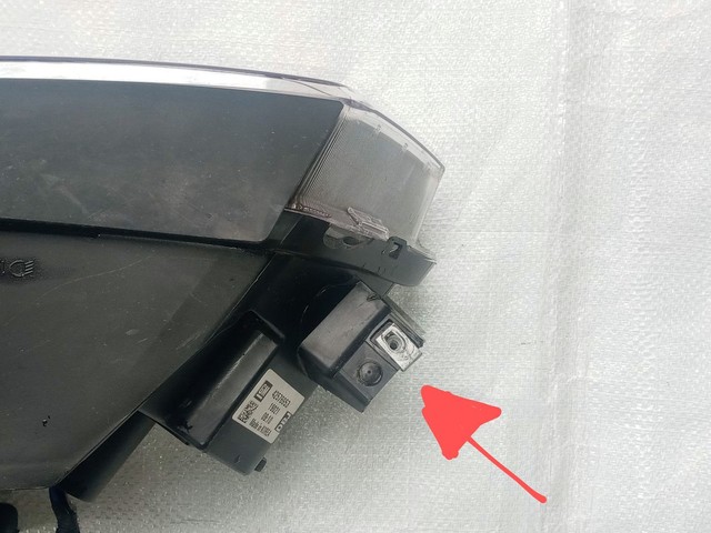 Farol Dianteiro Esquerdo Gm Tracker 2017 2018 2019 2020 Recuperar - Foto 5