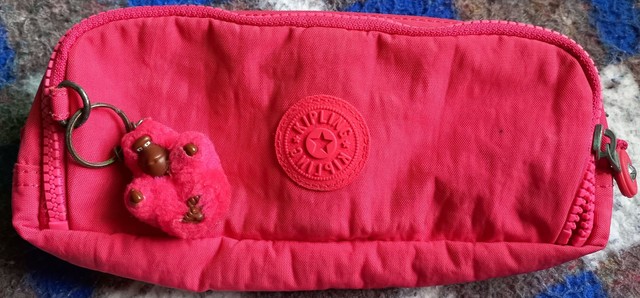 Estojo Kipling 