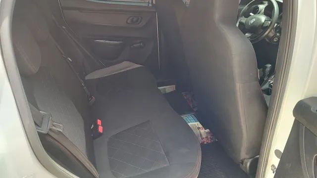 Vendo lindo e cheiro de novo Renault kwid ZAP *