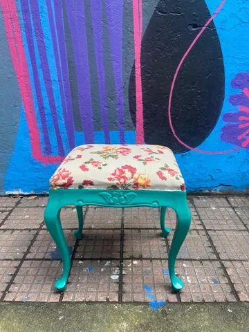 Banqueta De Penteadeira Estilo Chipandelle Laqueada E Estofada 