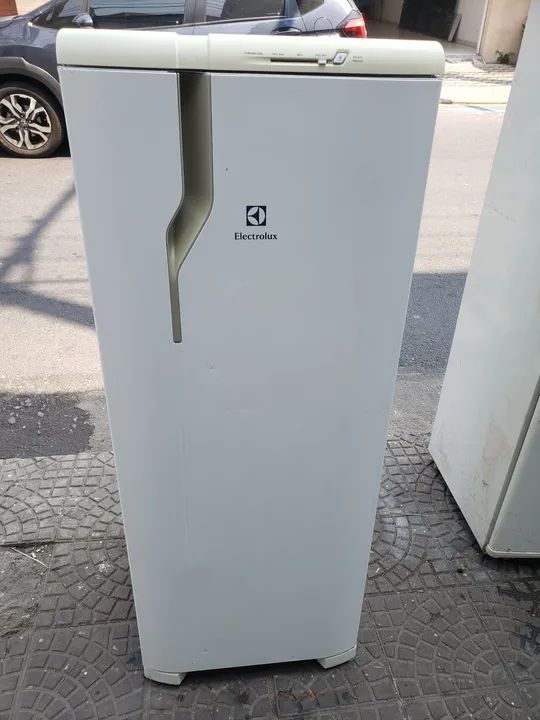 Geladeiras funcionando perfeitamente entrego dependendo do bairro - Foto 3