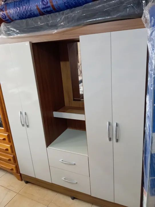 GUARDA ROUPA NOVO COM ESPELHO ? - Foto 2
