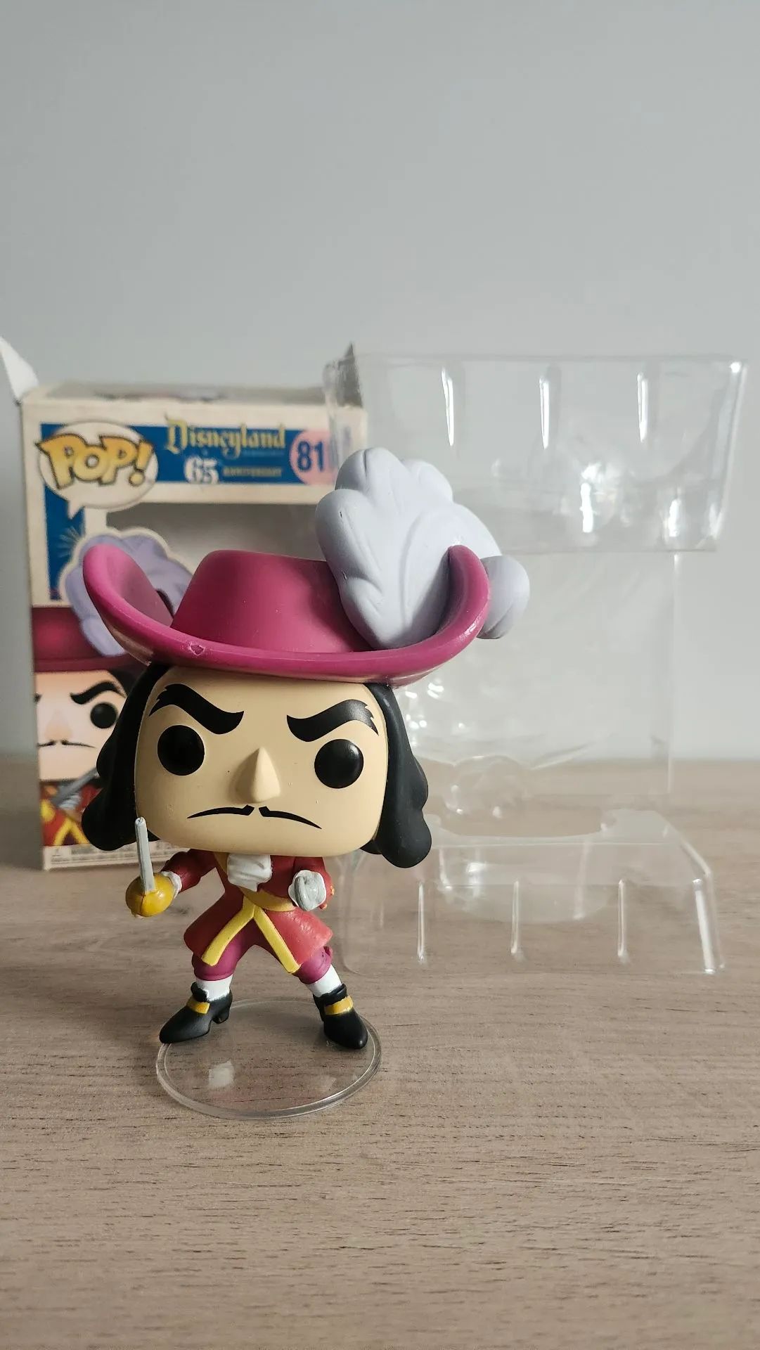 Funko Pop Captain Hook Disneyland 65º Aniversário - Foto 2