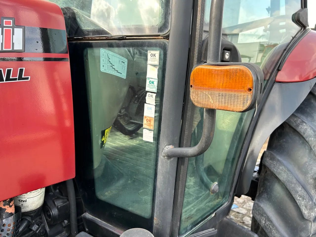 Trator case Farmal 95 cabinado - Foto 2