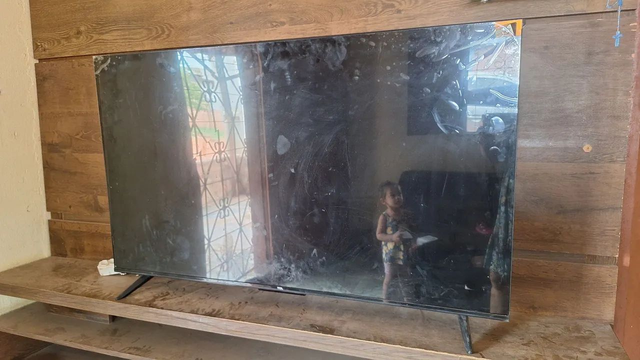 TV 50 polegadas com tela quebrada