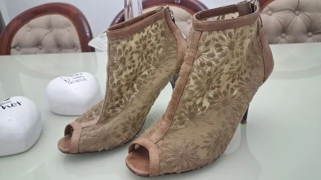 Ankle boot Santa Lolla em couro 38 - Foto 2
