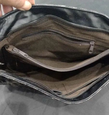 Duas Bolsa preta usada - R$5,00 cada - Foto 5