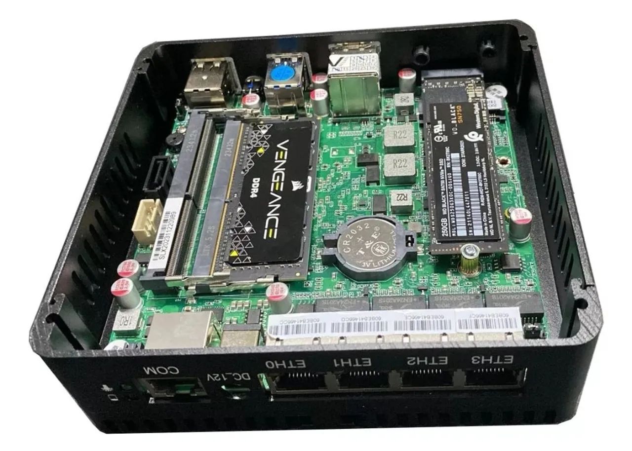 PFSENSE Mini PC com placa-mãe, memória RAM e SSD